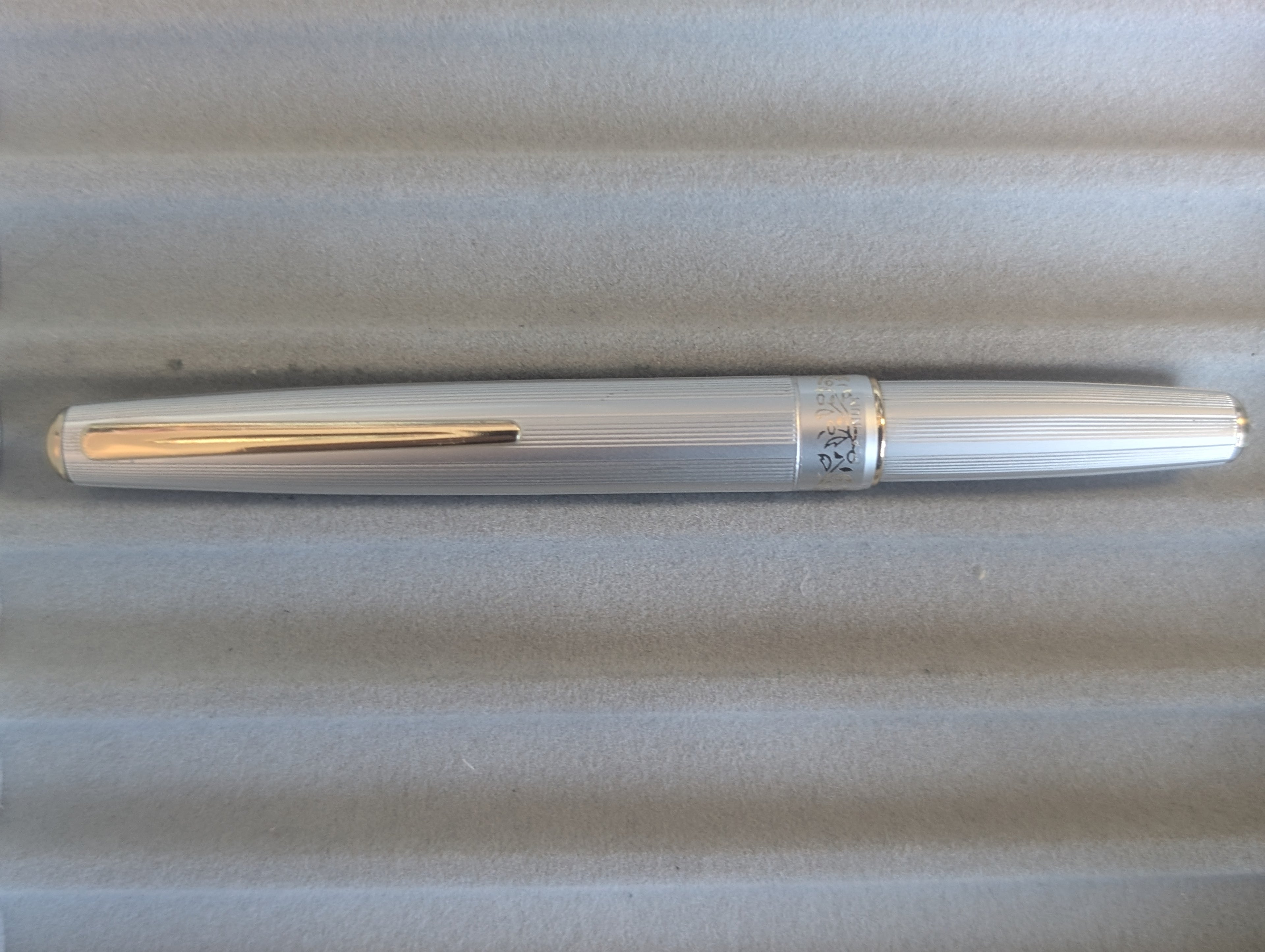 PLATINUM POCKET PENS