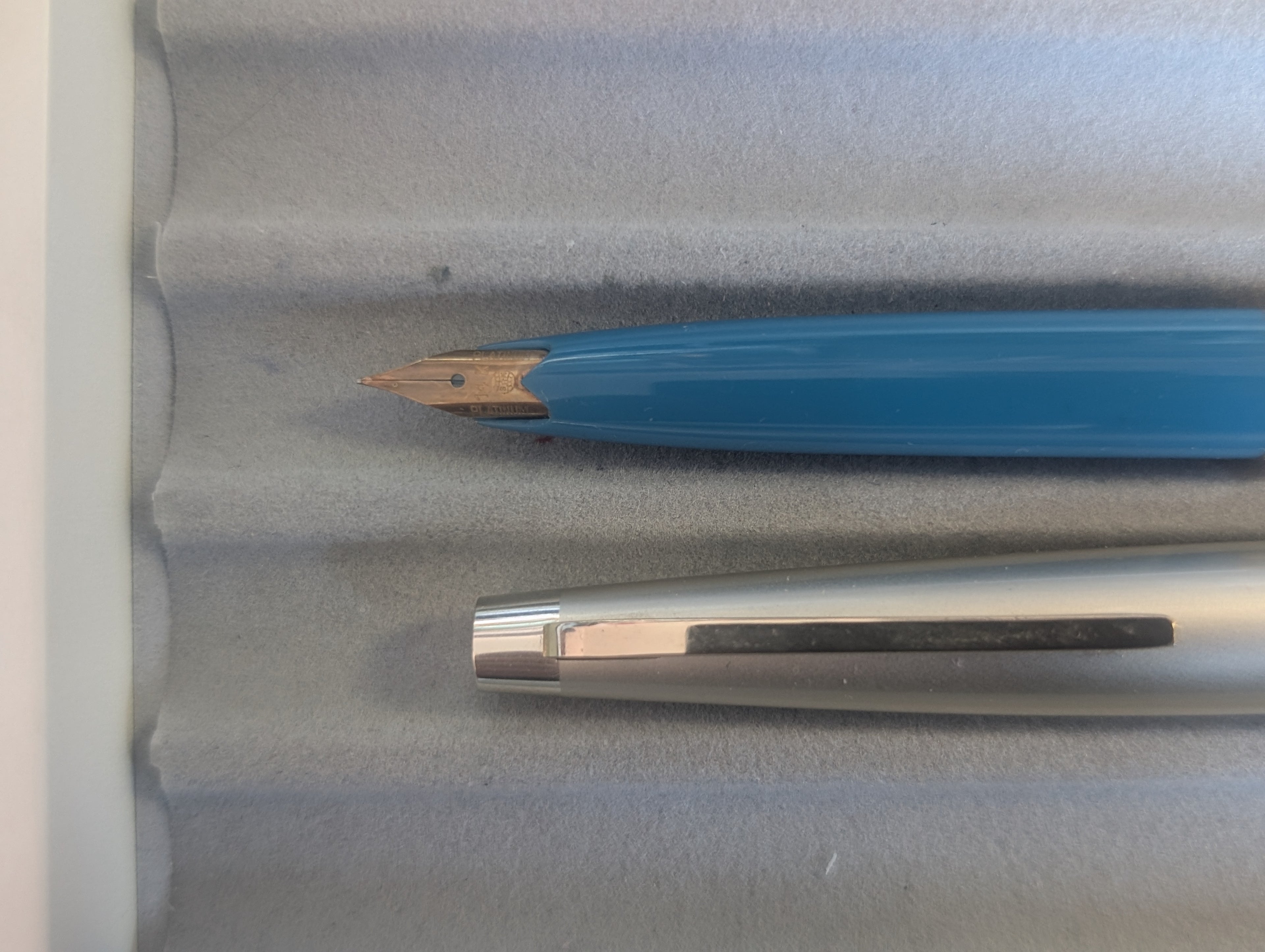 PLATINUM POCKET PENS