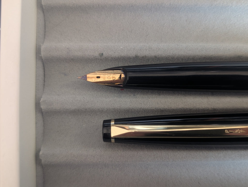PILOT ELITE POCKET PENS