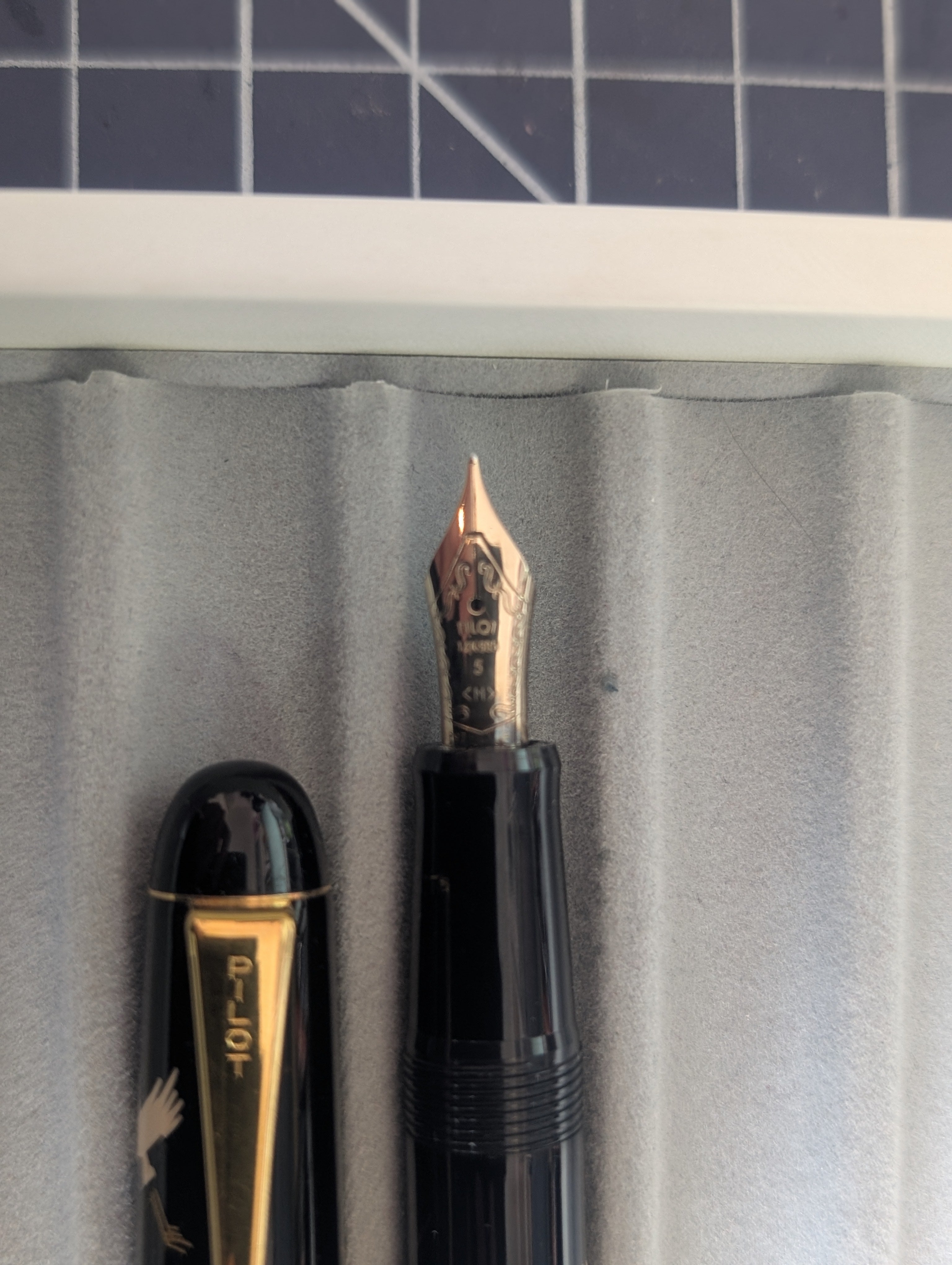 PILOT CUSTOM KOKKOKAI SHOKAKU MAKI-E