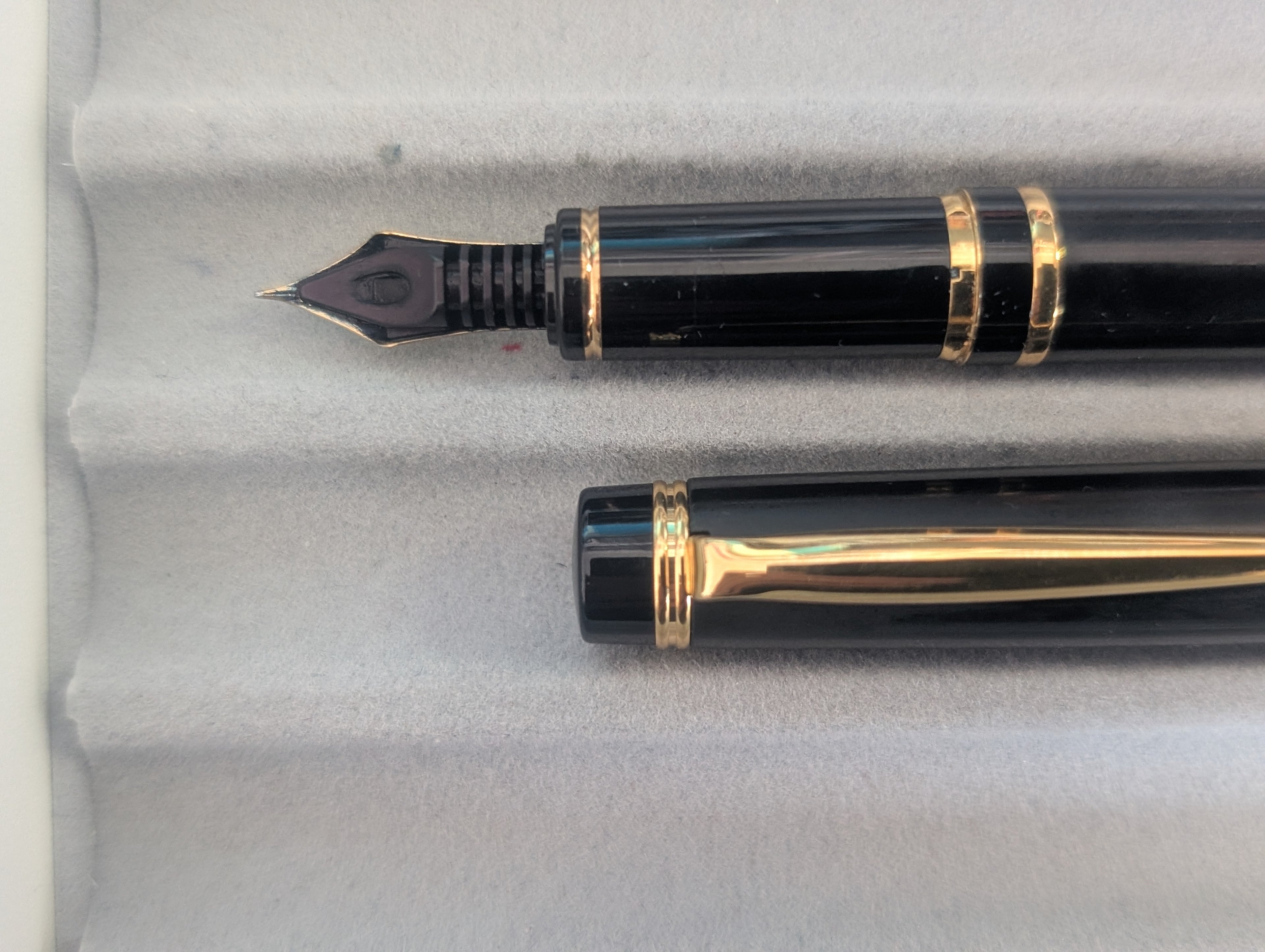 PILOT GRANCE -- CLASSIC BLACK