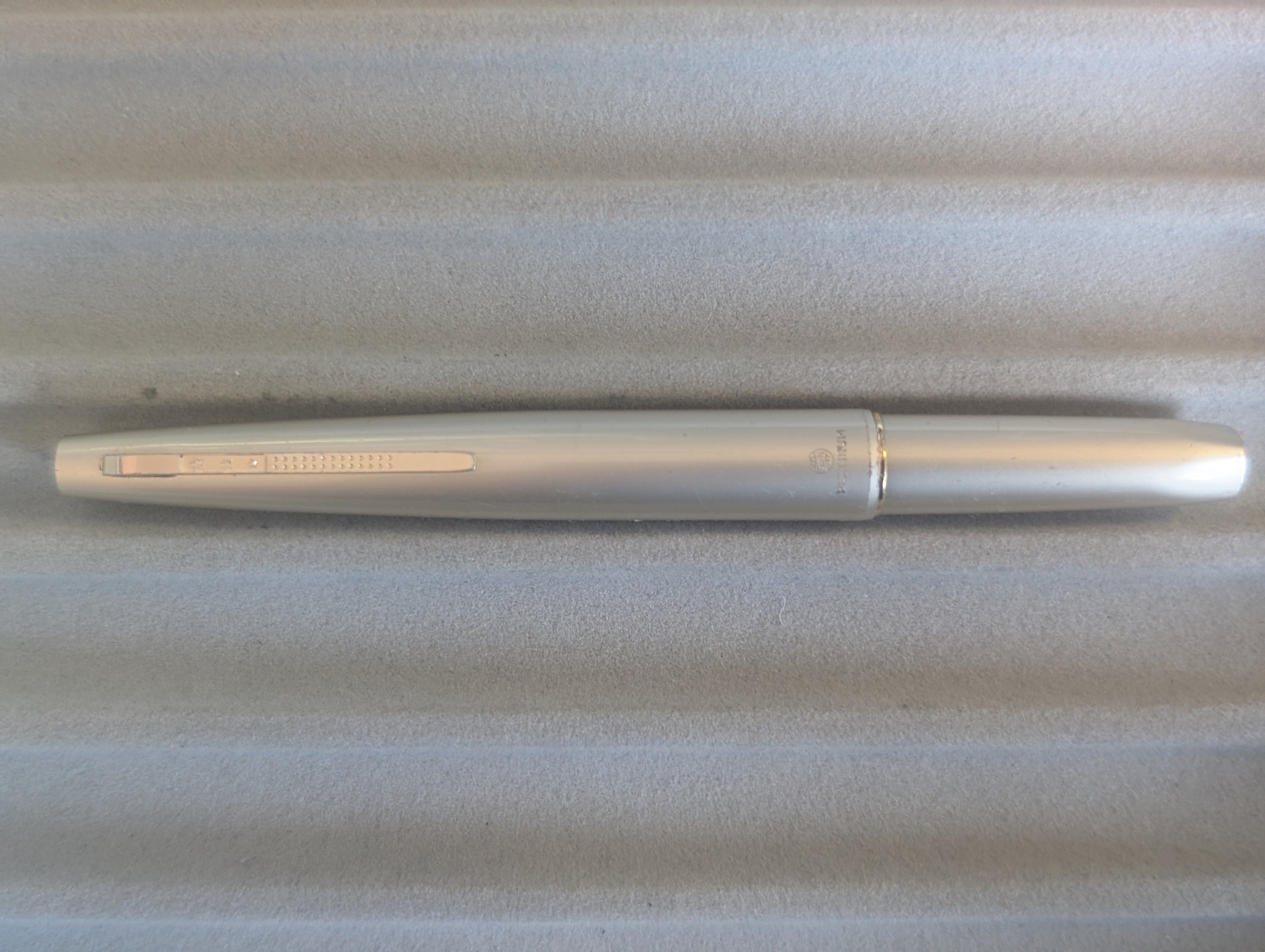 PLATINUM POCKET PENS