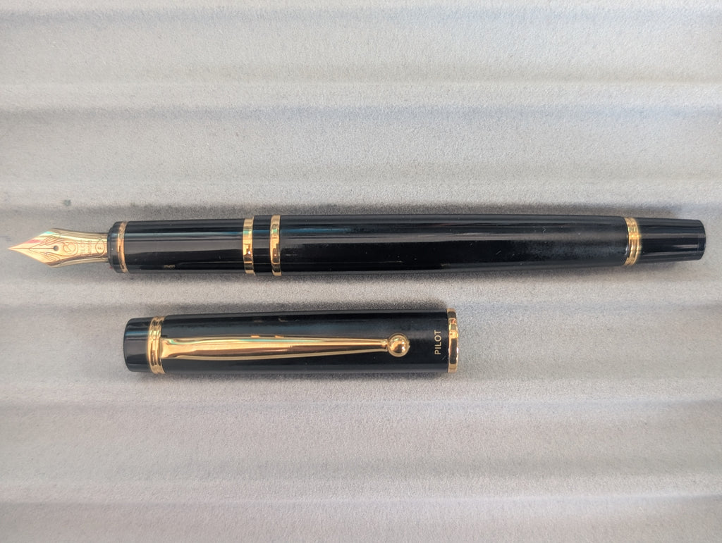 PILOT GRANCE -- CLASSIC BLACK