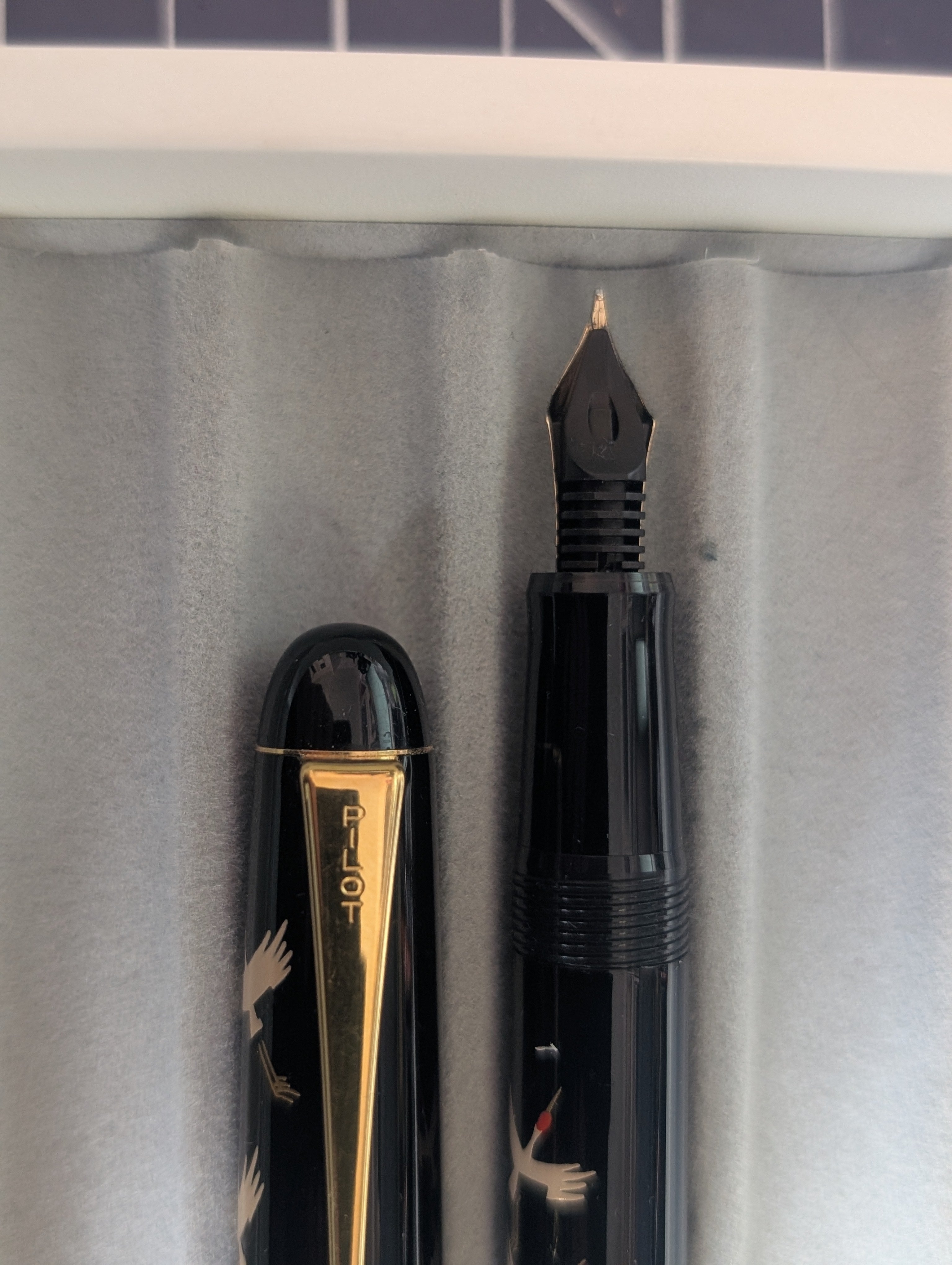 PILOT CUSTOM KOKKOKAI SHOKAKU MAKI-E
