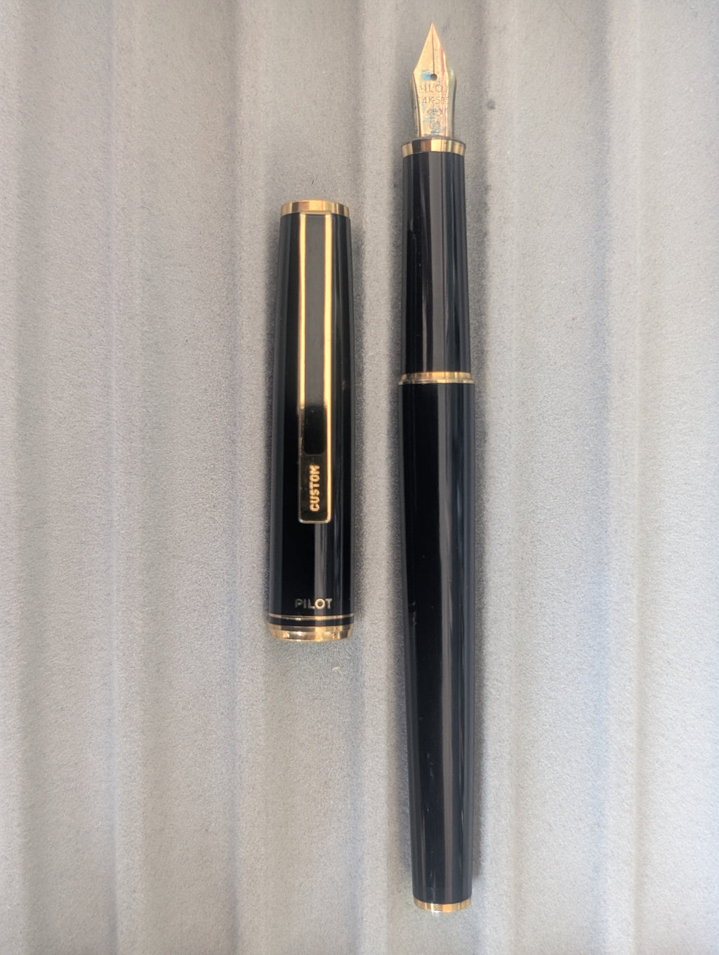 PILOT CUSTOM FK-700RS
