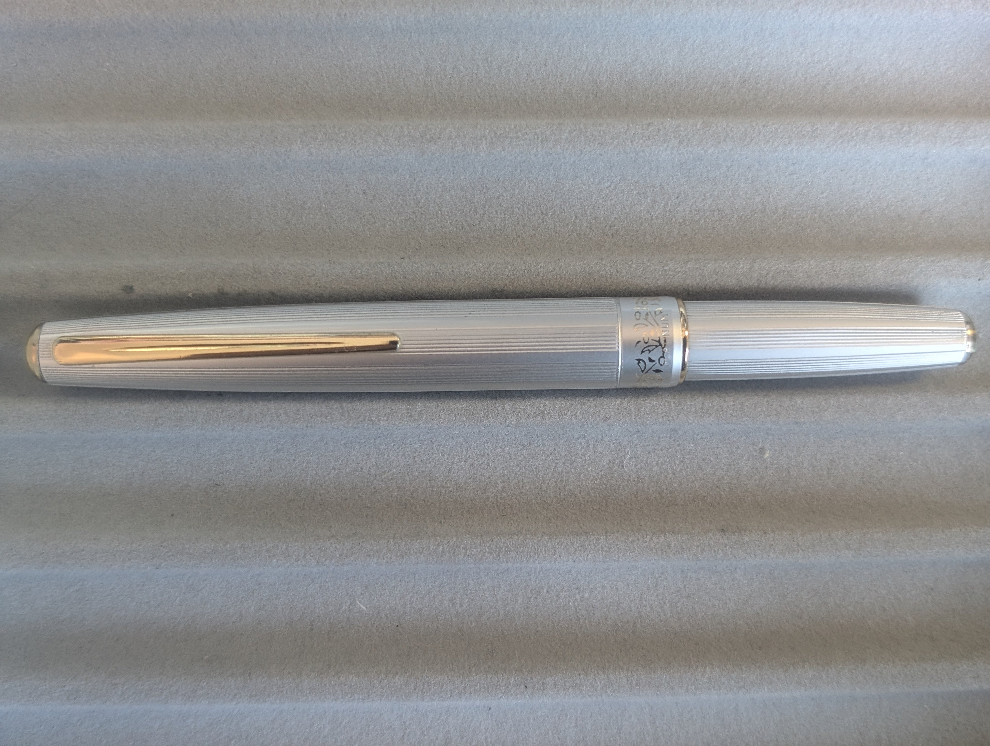 PLATINUM POCKET PENS