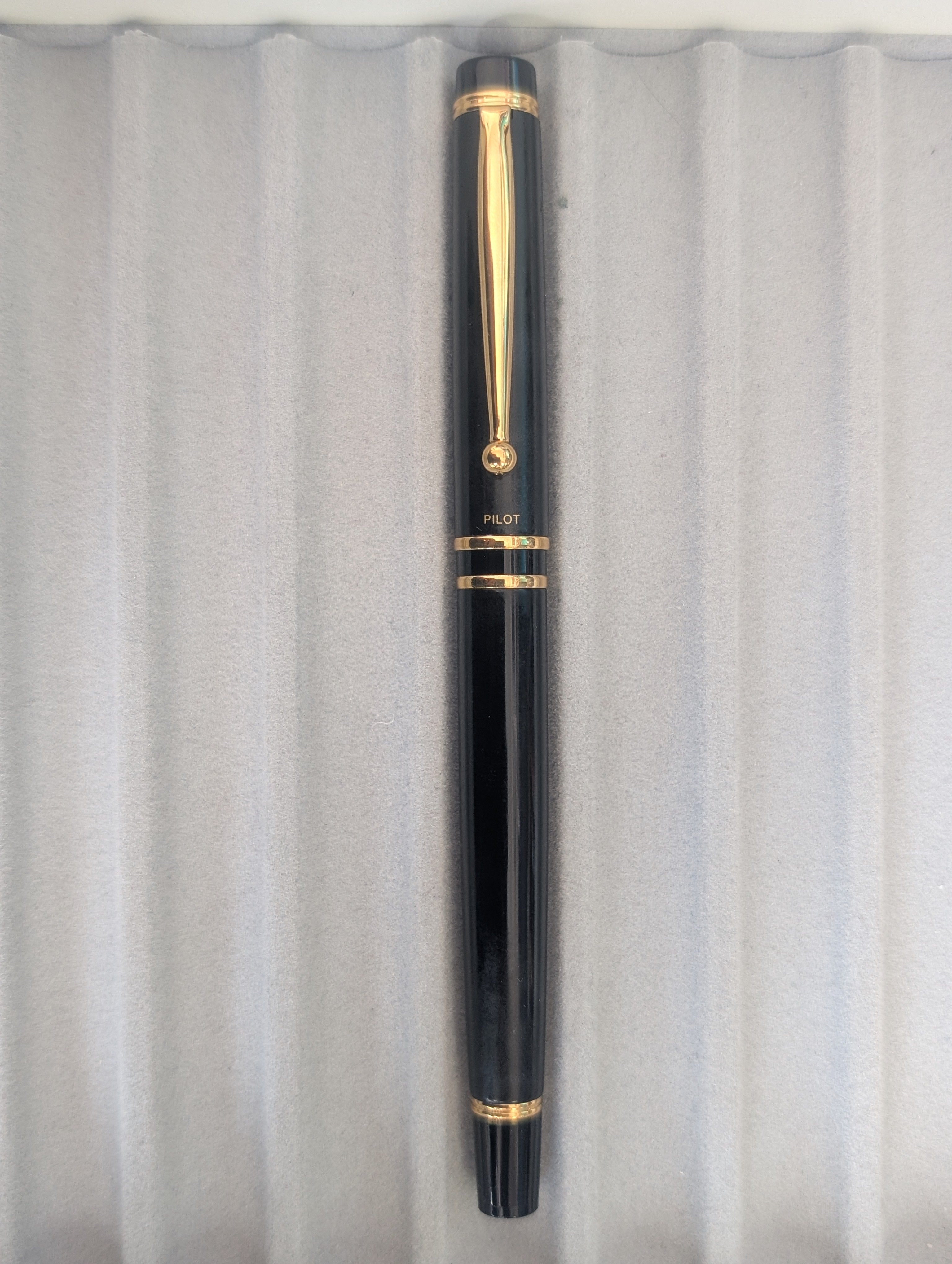 PILOT GRANCE -- CLASSIC BLACK