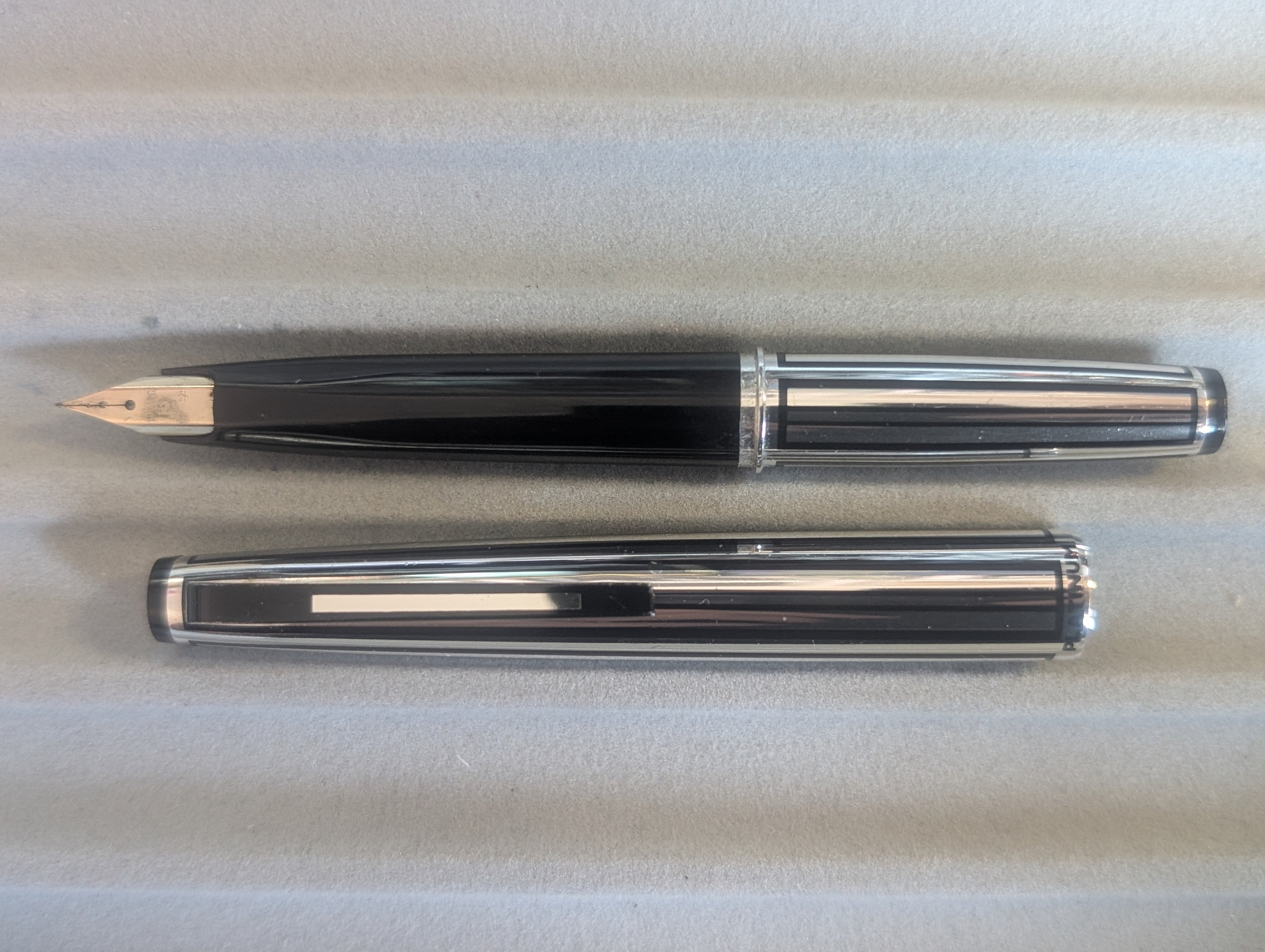 PLATINUM POCKET PENS