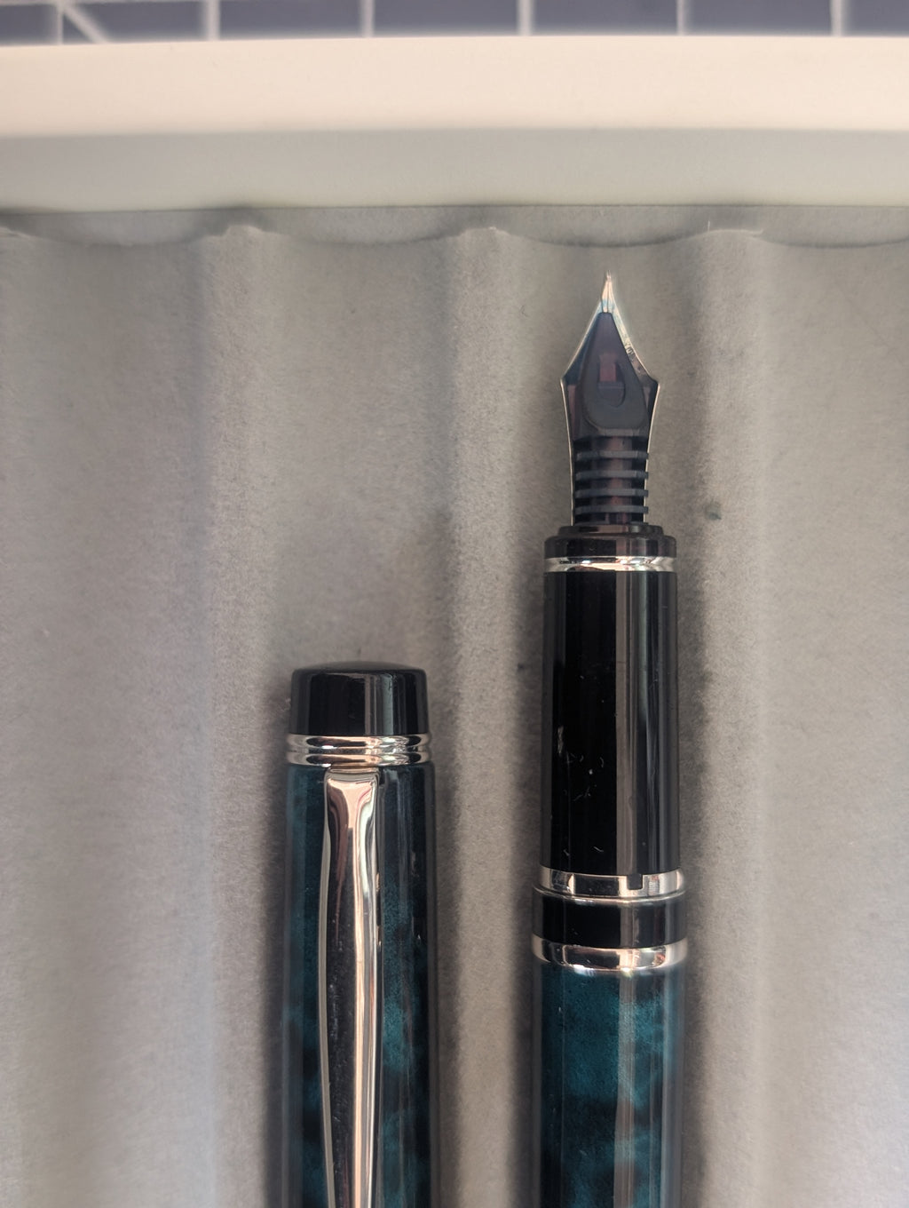 PILOT GRANCE -- GREEN MARBLE
